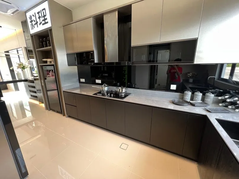 Fully extended kitchen