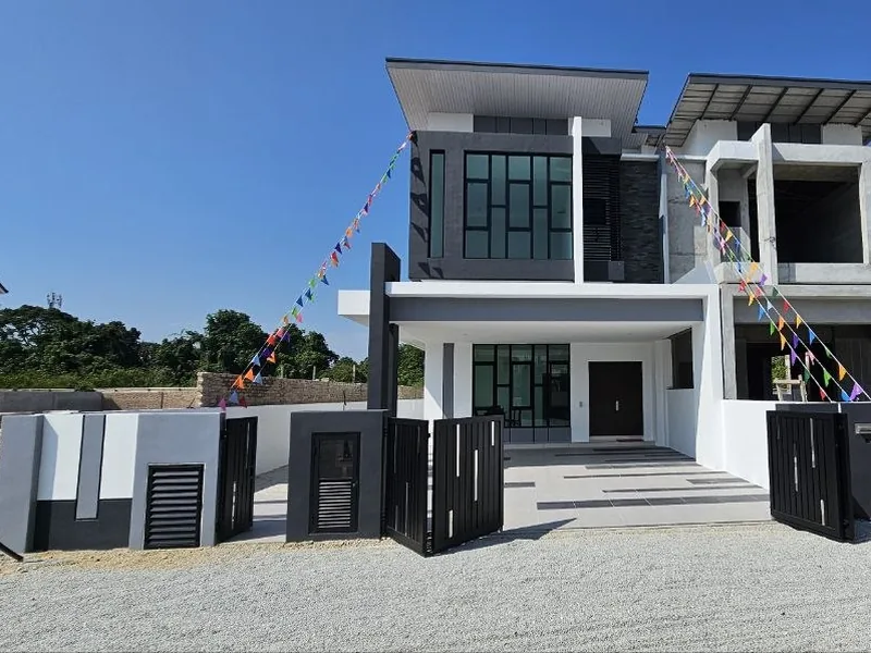 Pinggiran Pengkalan Bayu, Pengkalan & St18, Ipoh, Perak